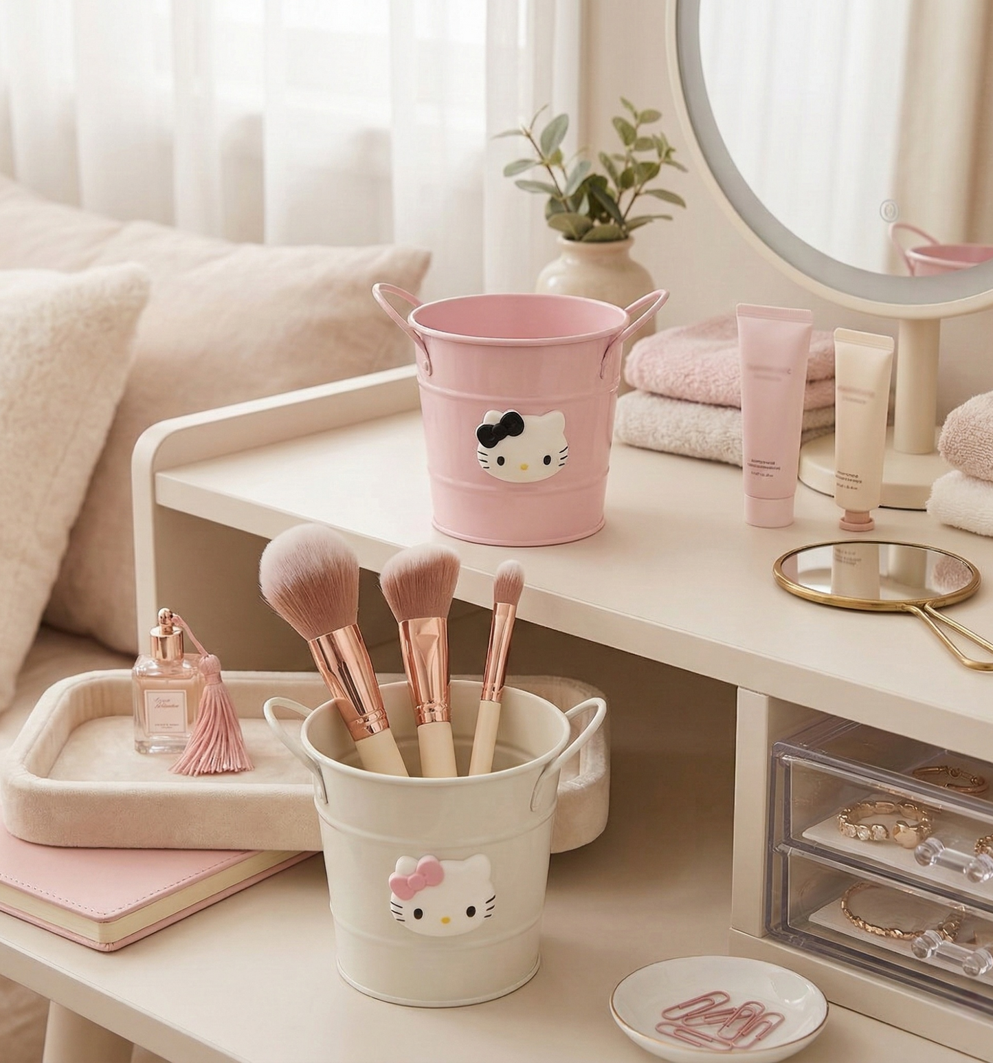 Kitty Bucket